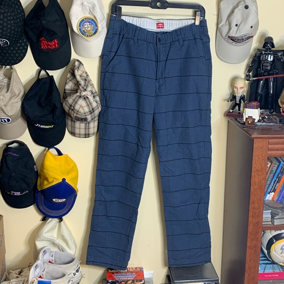 NWOT Levi’s Elastic Drawstring Chino’s size small (30/30) - Picture 2 of 9